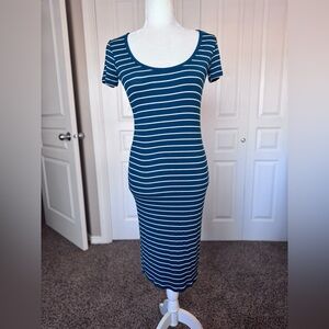 Forever 21 Fitted Short Sleeve Ribbed Dress size Large
